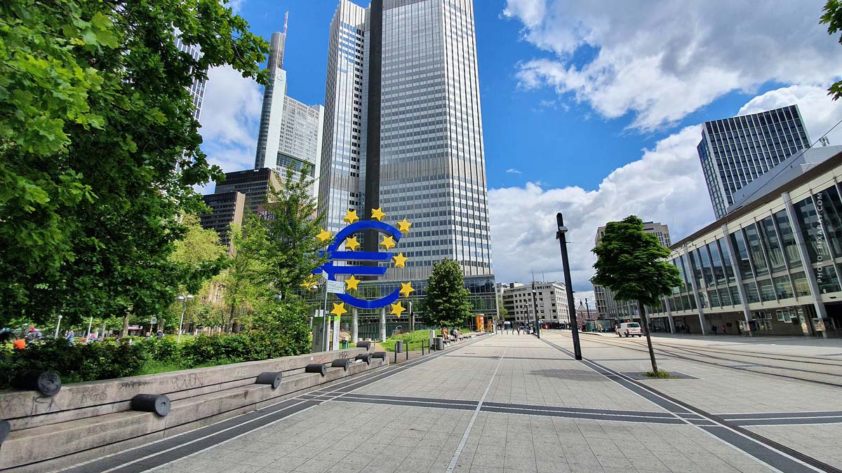 kredit-zinsen-zins-frankfurt-ezb-eurotower-entscheidung-erhoehung-niedrigzinsphase-hauskauf-wohnungkauf-bedeutung