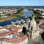 dresden-sachsen-wohnung-kaufen-nebenkosten-frauenkirche-maklerkosten-grunderwerbsteuer-wolken-himmel-deutschland-innenstadt