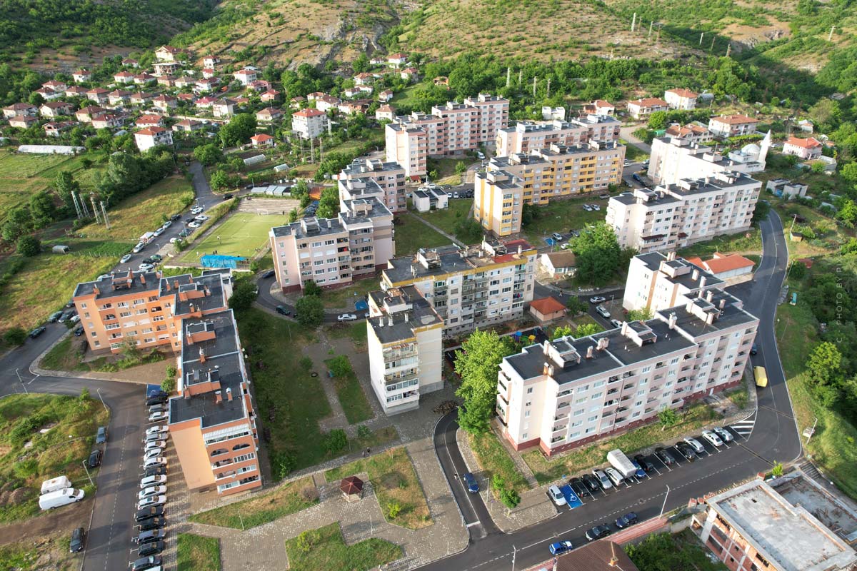neubausiedlung-siedlung-wohnblocks-guenstige-kaufpreise-c-lage-vorstadt-wohngebiet-frankfurt-main-speckguertel-darmstadt