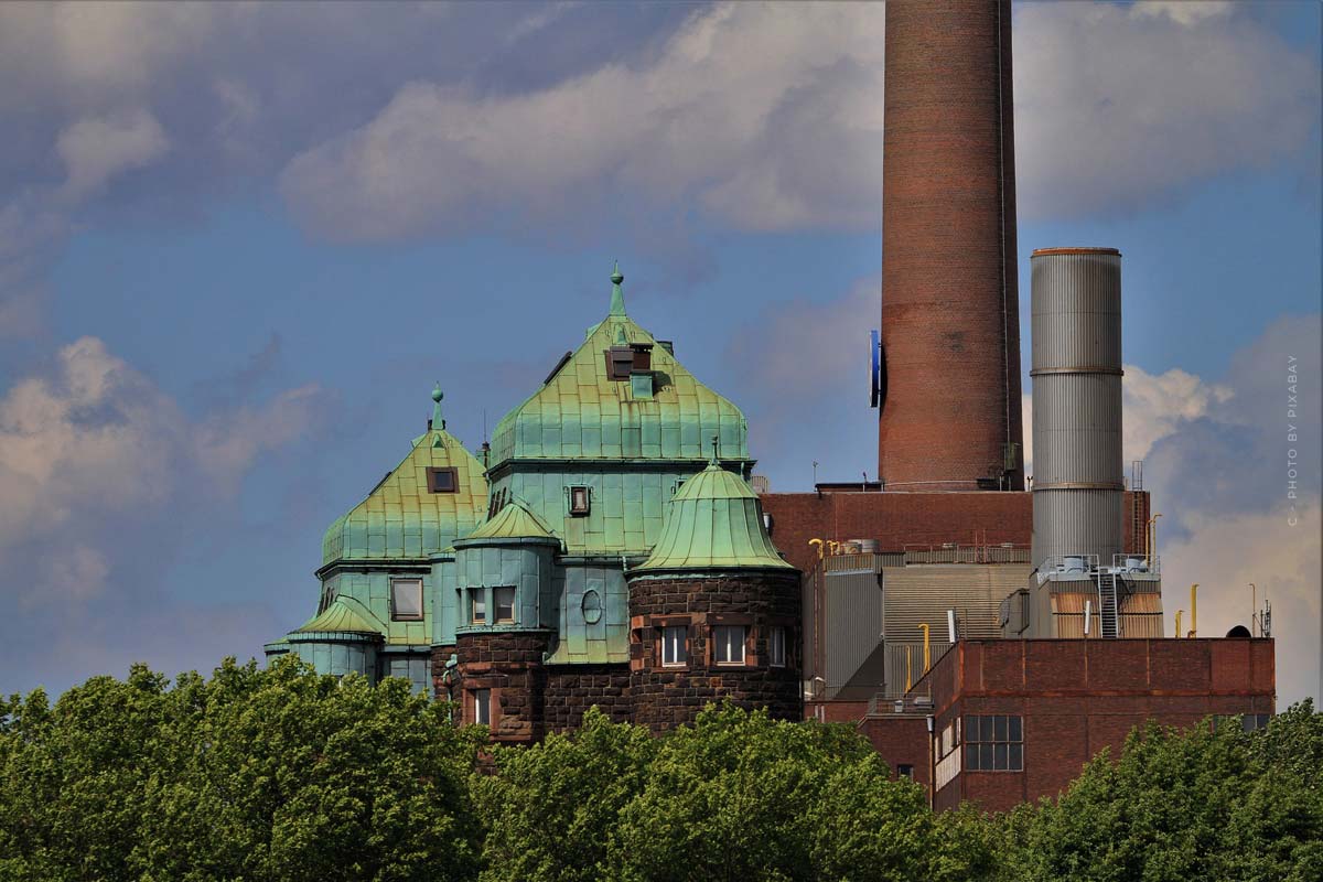 duisburg-nrw-deutschland-immobilie-industrie-stadt-stadtteil-baume