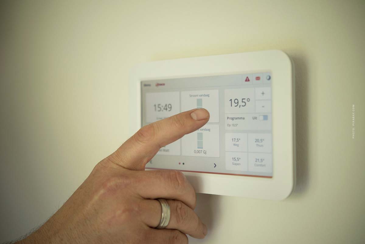 heizung-thermostat-immobilie-wohnung-haus-modernisieren-regler