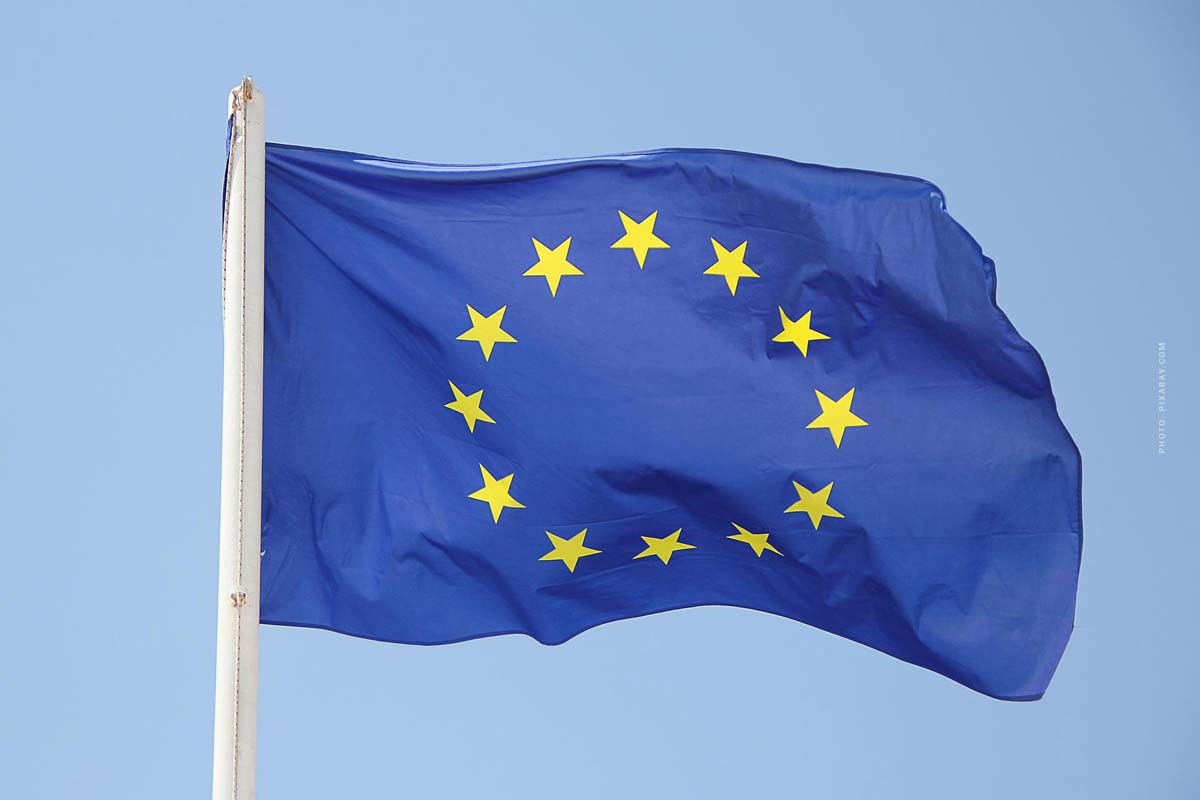 europa-flagge-europe-eu-europaiische-union-mast